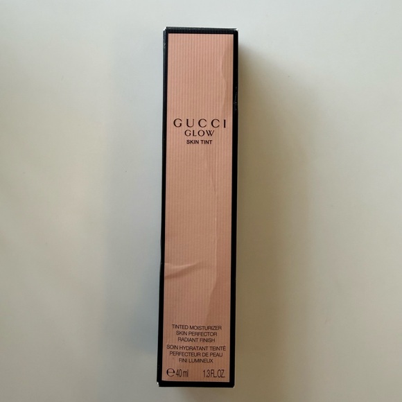 Gucci Glow Skin Tint - Picture 1 of 4